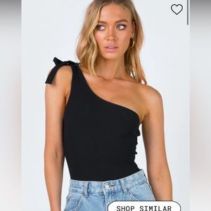 Princess Polly Teri bodysuit black. Ribbed one shoulder, tie shoulder. Size 2